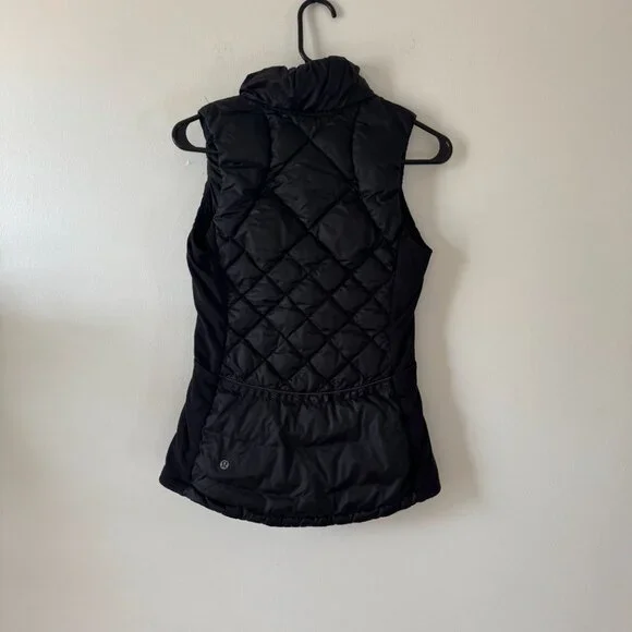 Lululemon Down For A Run Vest - Picture 2 of 10